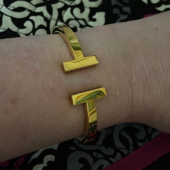 SAHIRA SADIE T CUFF BRACELET GORGEOUS - Picture 2 of 3